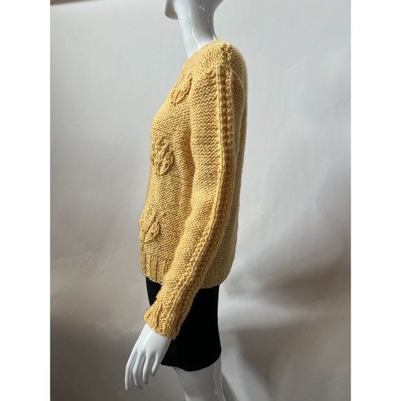 Yellow Large Stitch Knit Vintage Sweater size Medium - Picture 9 of 15